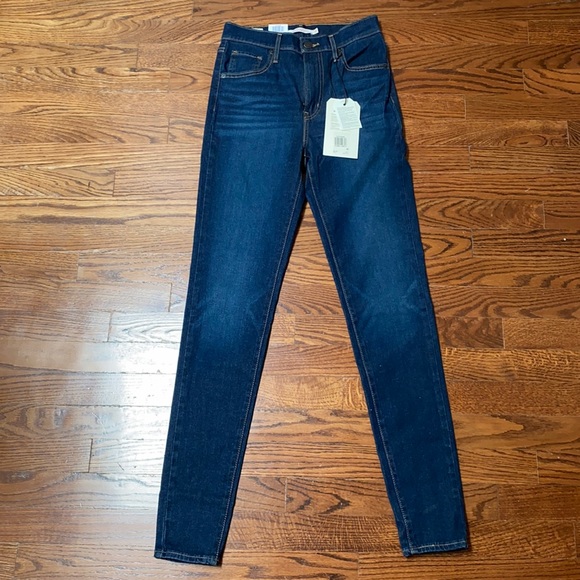 Levi's Denim - NWT Levi’s Mile High Super Skinny Jeans (26)